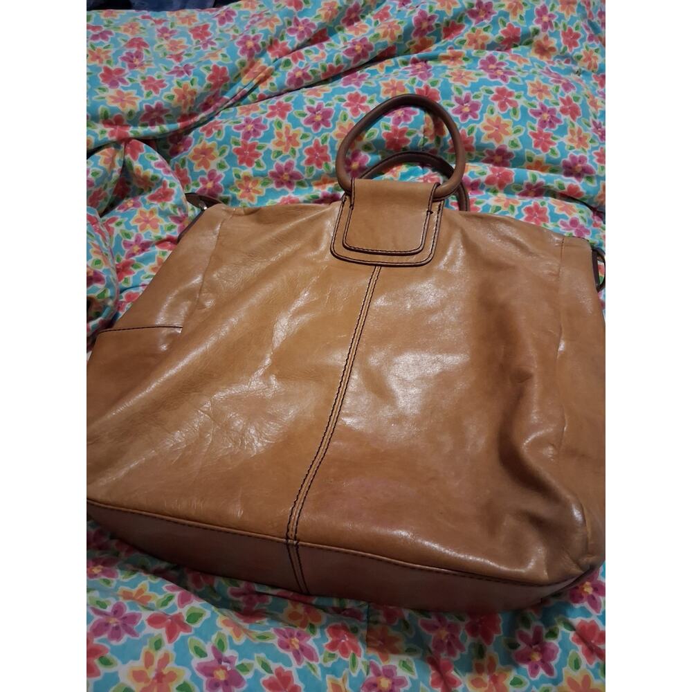 Hobo Sheila large satchel bag purse preowned brown leather strap handles luxury